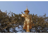 Statue of King Bayinnaung_3