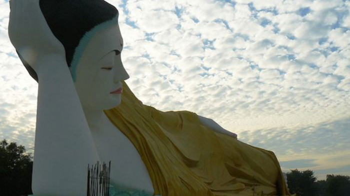 Mya Tha Lyaung Reclining Buddha_2