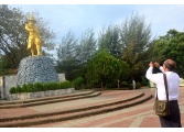 Statue of King Bayinnaung_1