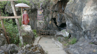 Htet Eain Gu Cave & Monastery_9